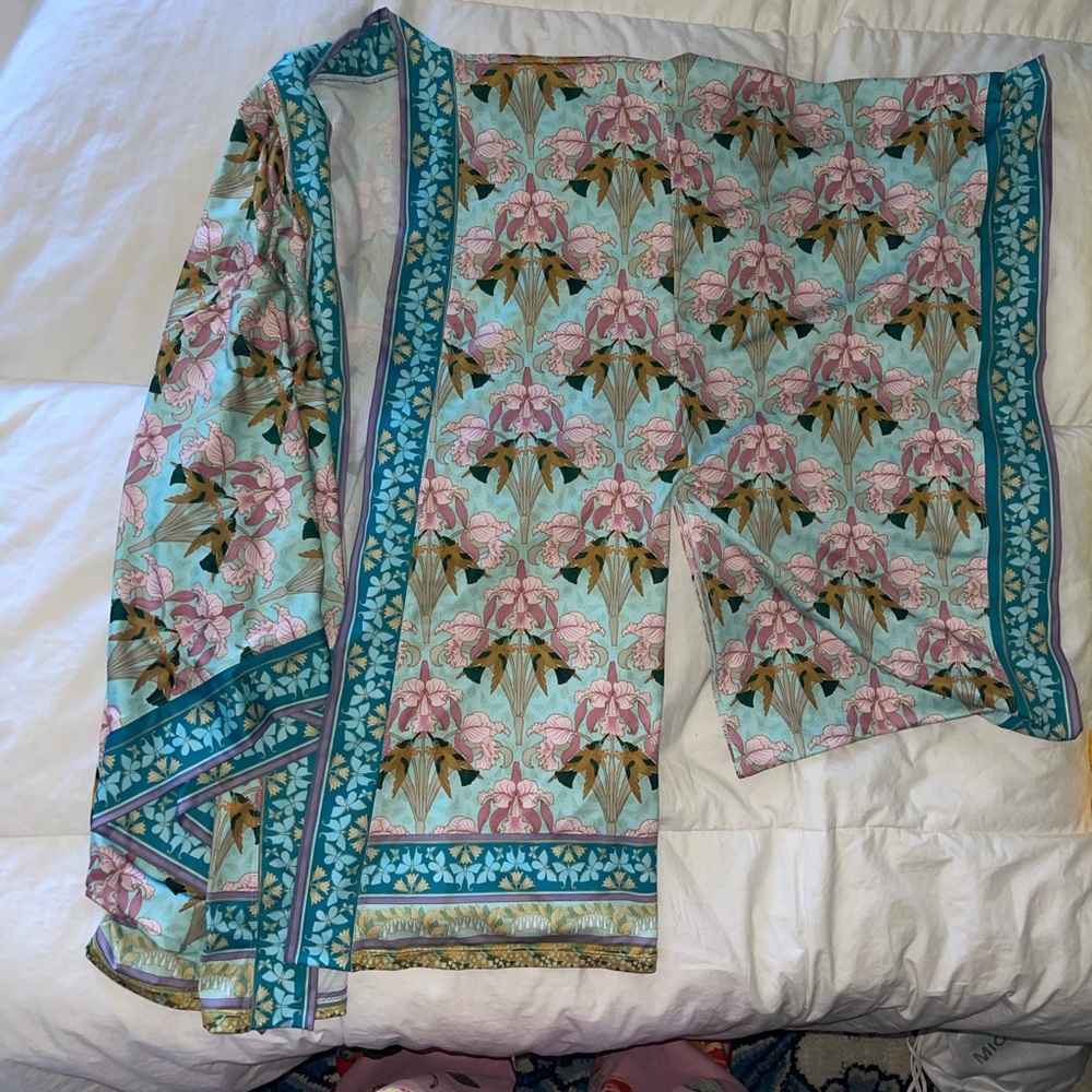 Blackmilk Pastel Floral Rare Unique Kimono
